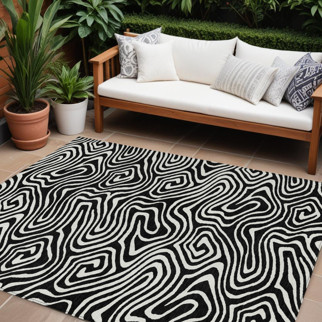 10' X 14' Black And Ivory Abstract Washable Indoor Outdoor Area Rug